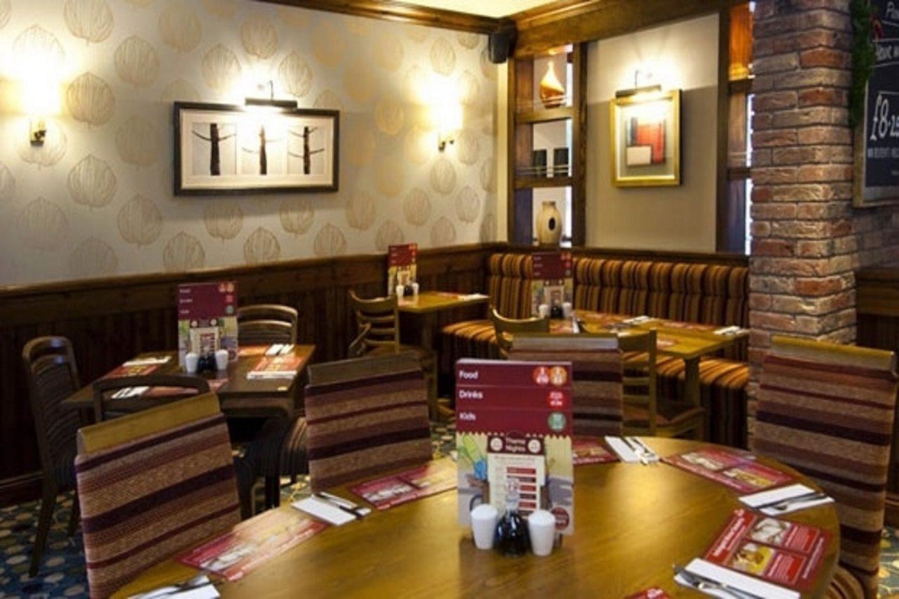 Premier Inn Swindon Central 外观 照片